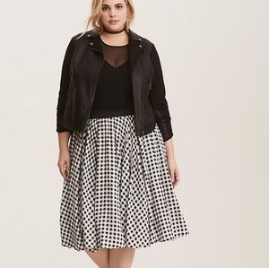 Black and white gingham swing skirt
